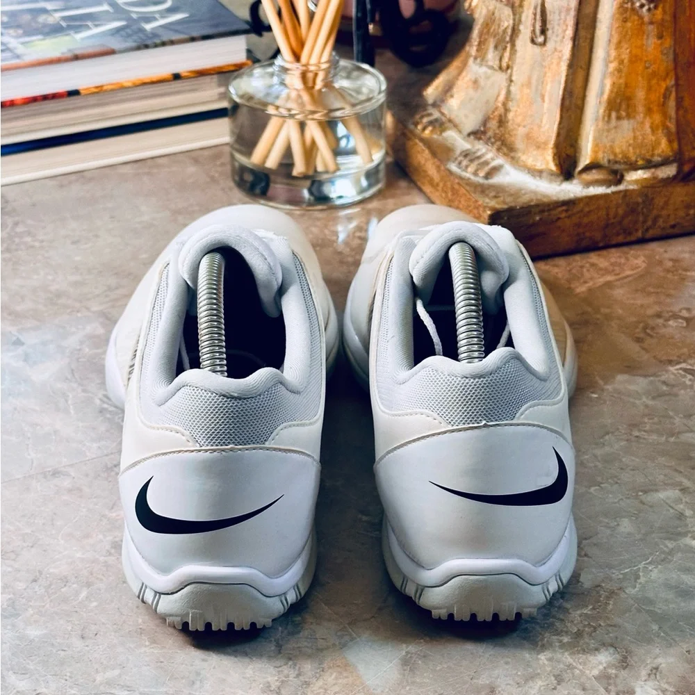 Nike elevate your